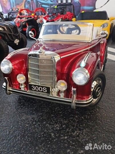 Детский одноместный электромобиль Раритетный