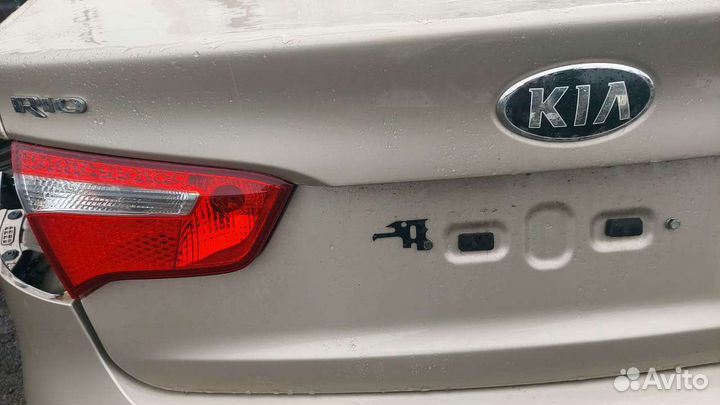 Киа рио 3 фонарь задний