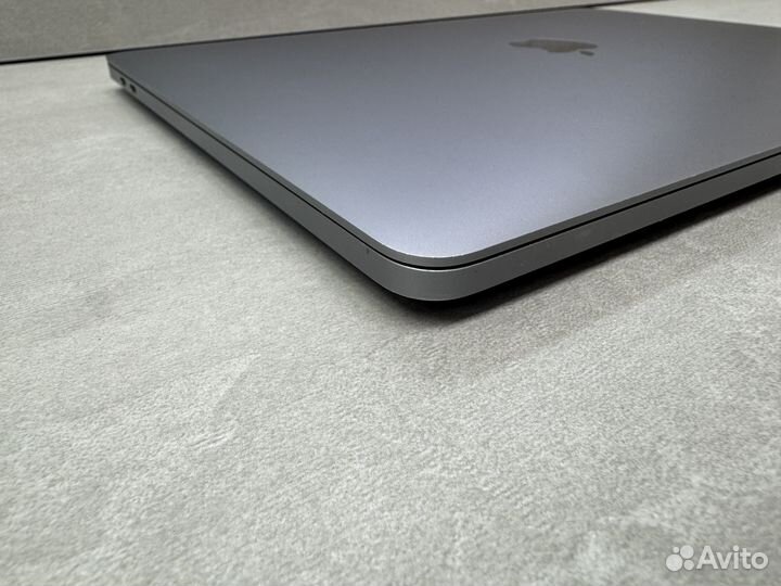 MacBook Pro 13 2020 i5 16gb 512gb