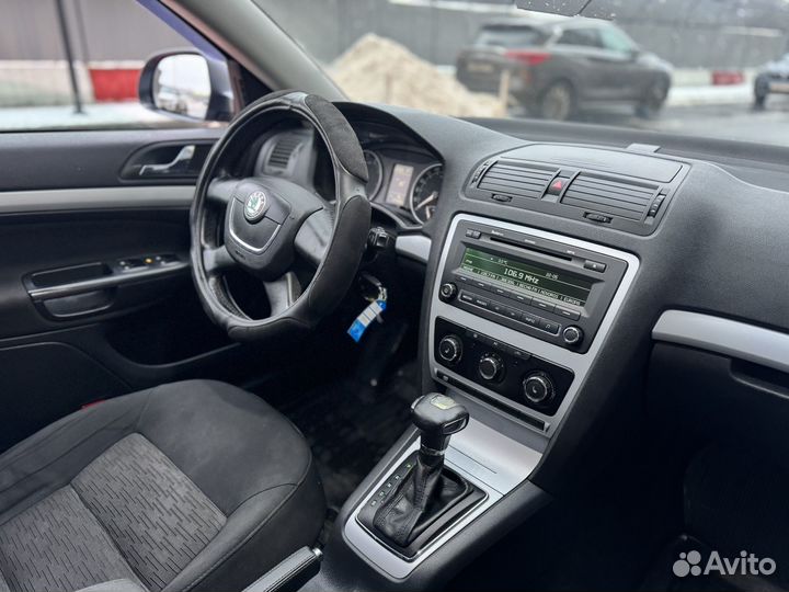 Skoda Octavia 1.6 AT, 2009, 297 898 км