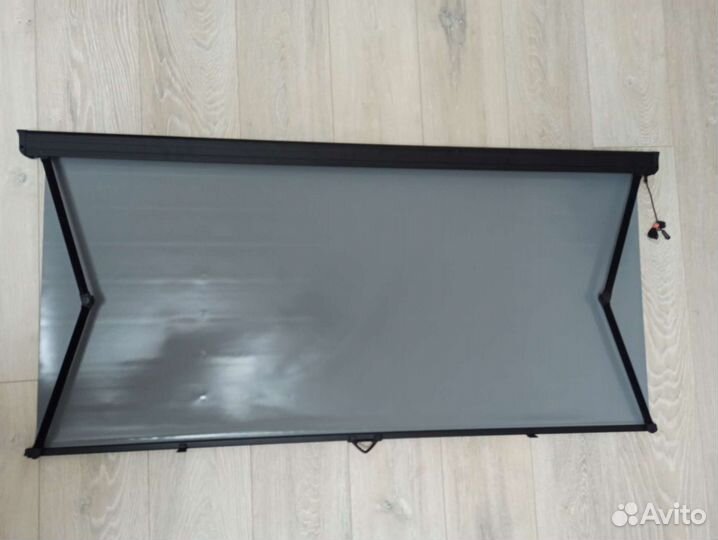 Солнцезащитная шторка