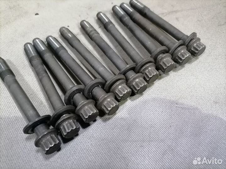 Комплект болтов ГБЦ 2.4 4G64S4M Chery Tiggo (T11)