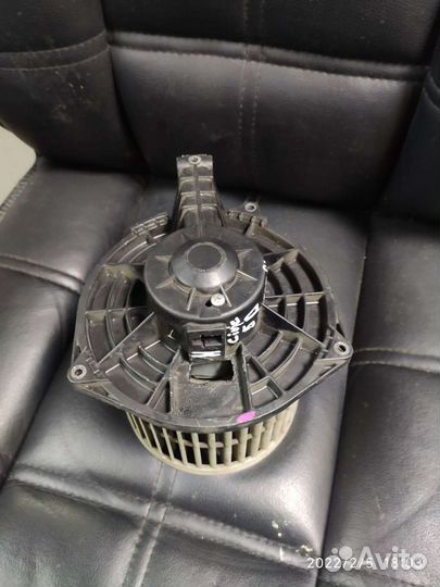 Honda Civic 5D мотор отопителя