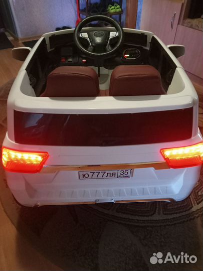 Детский электромобиль бу