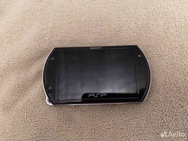 Sony PSP GO