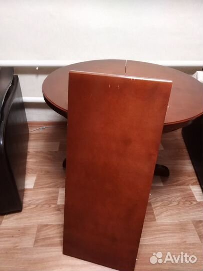 Круглый стол раздвижной