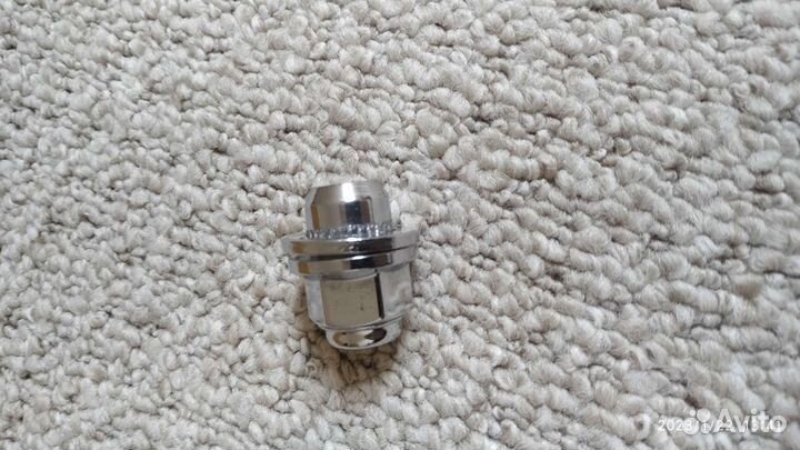 Гайки для колес