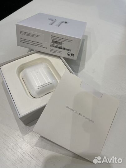 Беспроводные наушники airpods 2 white