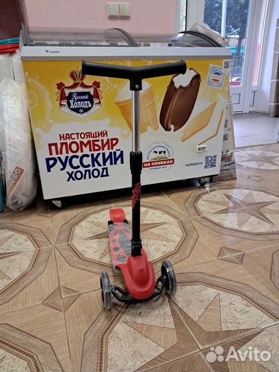 Трехколесный самокат Moby Kids складной