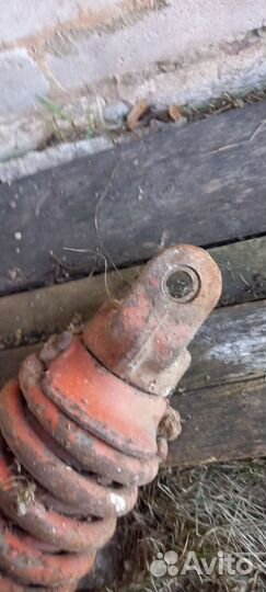 Центральный винт навески трактора