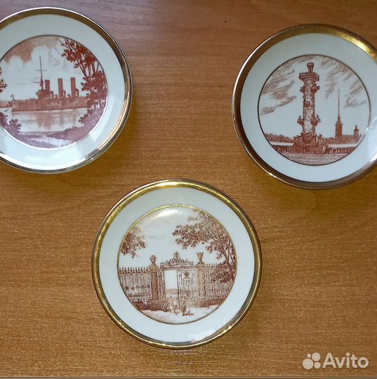 Настенная тарелка фарфор лфз