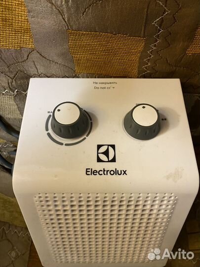 Тепловентилятор Electrolux EFH/S-1115