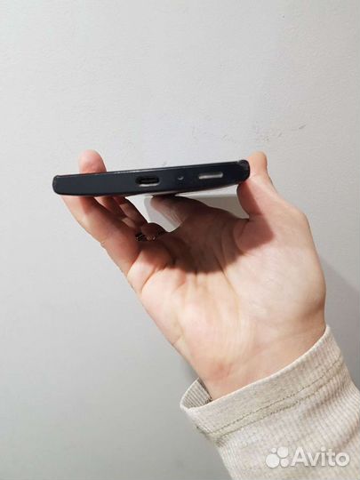 Sony Xperia L2, 3/32 ГБ