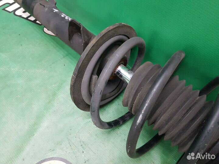 Амортизаторы передние левые Bmw 7 E38 M62B44 1996