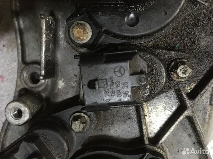 Крышка головки блока с датчиками в сборе