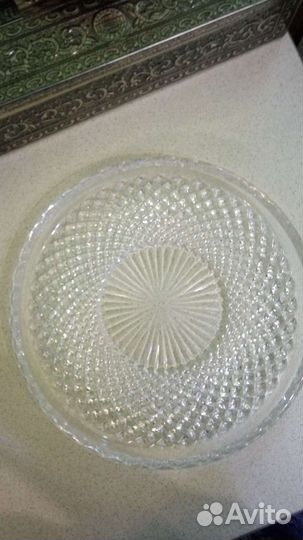 Блюдо под торт