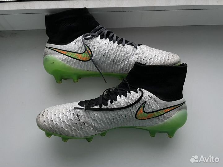 Футбольные бутсы Nike Magista Obra FG Pro