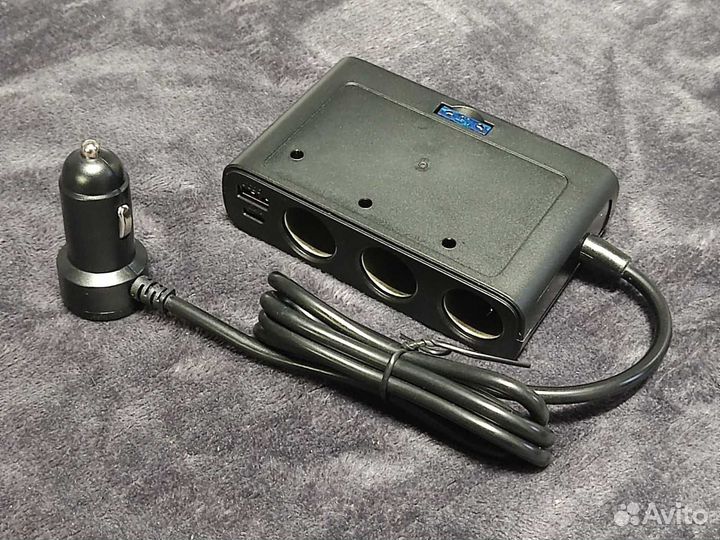 Автомобильное зарядное устройство