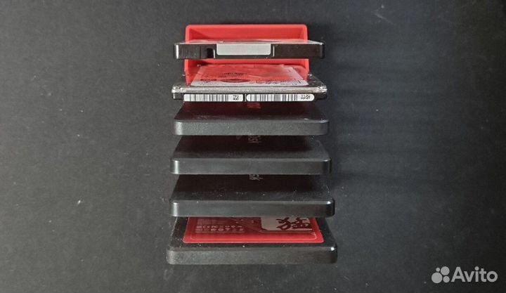 Подставка под диски ssd/hdd 2.5 красная (новая)