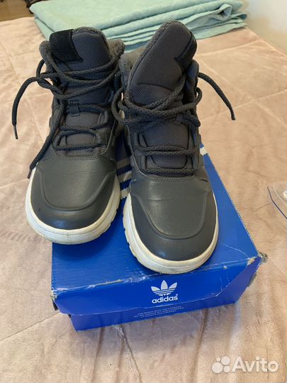 Ботинки adidas