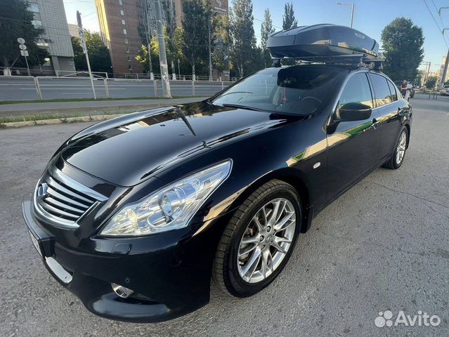 Автобокс Broomer на крышу Infiniti. 430 литров