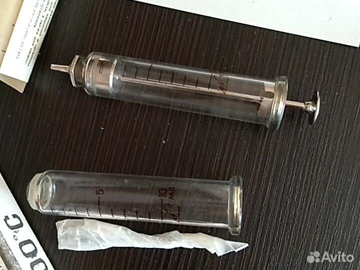 Шприц стеклянный, иньекционный