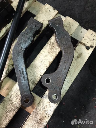 Рычаг рулевой тяги Mercedes Actros