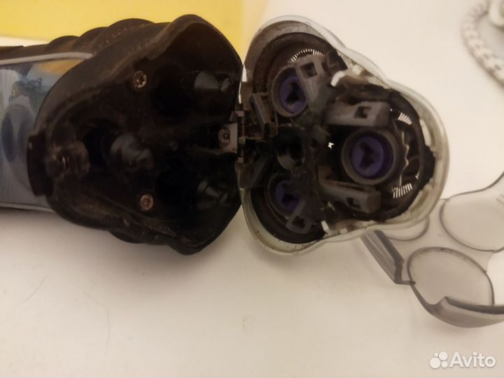 Электрическая бритва Phillips