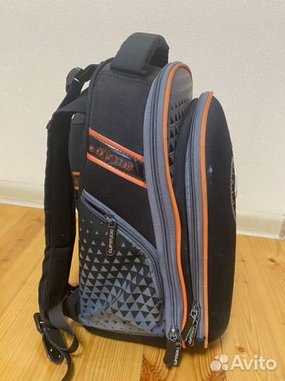 Портфель школьный для мальчика