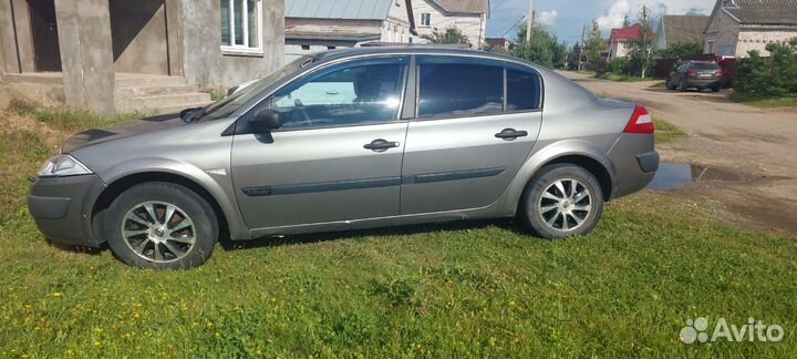 Renault Megane 1.6 МТ, 2005, битый, 264 000 км