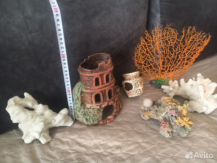 Декор украшение для аквариума: замок и растение