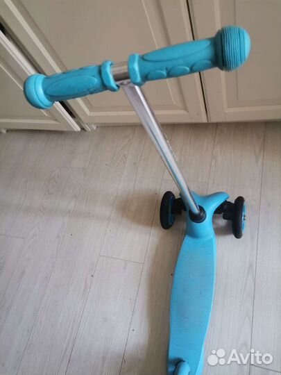 Самокат детский трехколесный