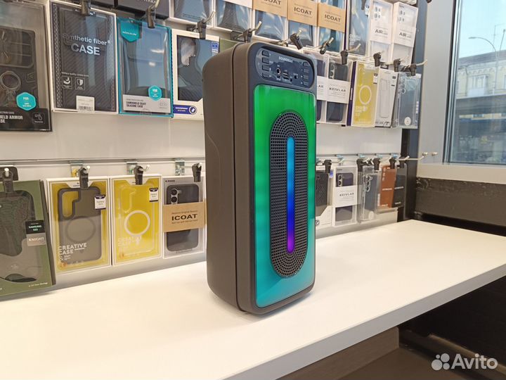 Яркая блютуз колонка Soundmax 25W