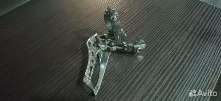 Передний переключатель Shimano