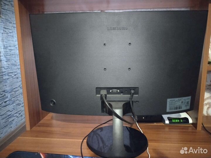 Монитор samsung c24f390fhi