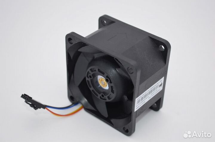 Вентилятор для Lenovo SR550 01KP642