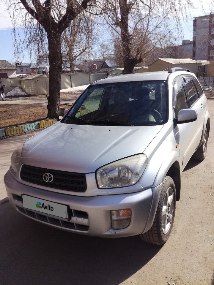 Toyota RAV4: фото владельца