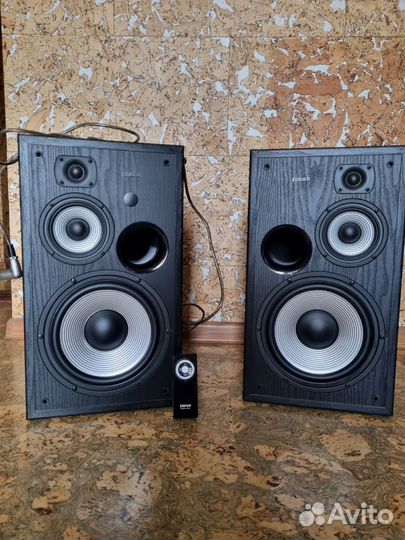 Колонки Edifier R2800