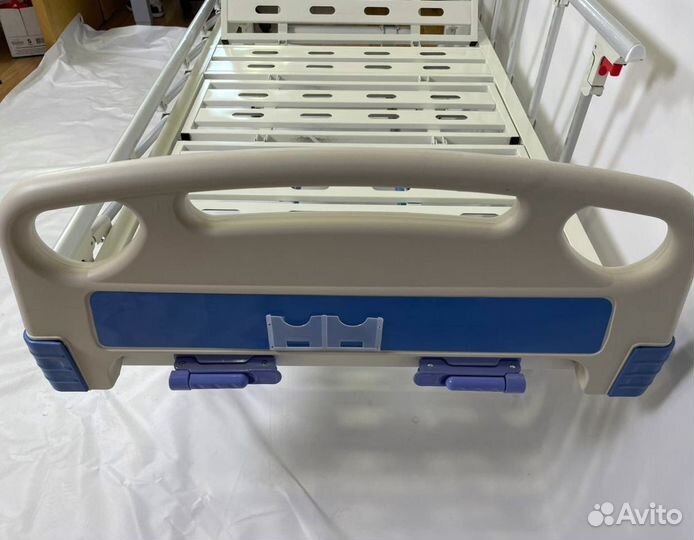 Медицинская функциональная кровать