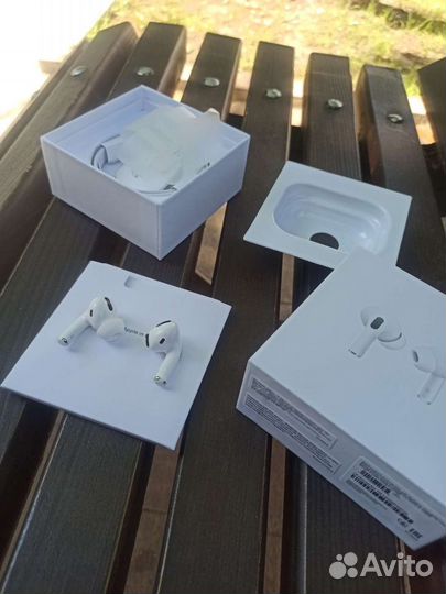AirPods pro