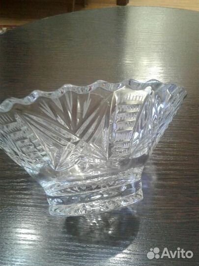 Вазочка,салатник,конфетница хрусталь Богемия,Винта