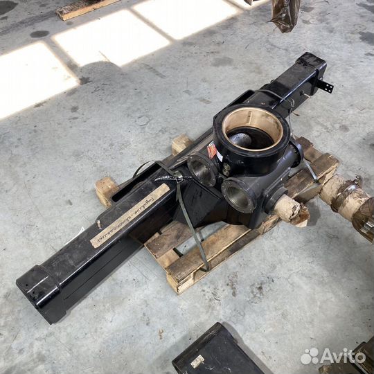 Основание 70-02.01.600Е Для гидроманипуляторов (пл