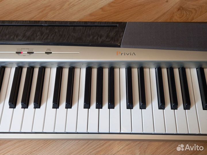 Цифровое пианино Casio Privia PX-120