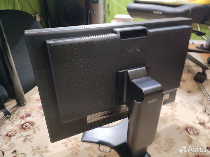 Монитор NEC multisync LCD2690WUXi
