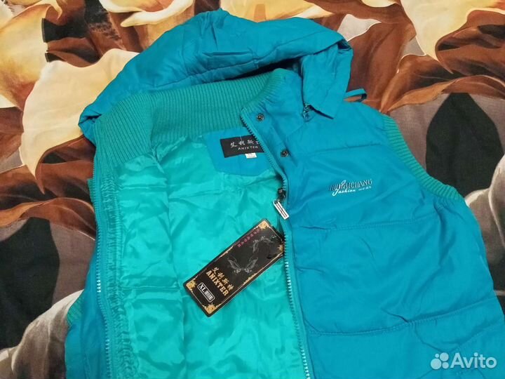 Безрукавка женская