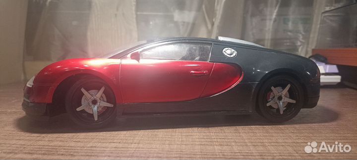 Модель Бугатти