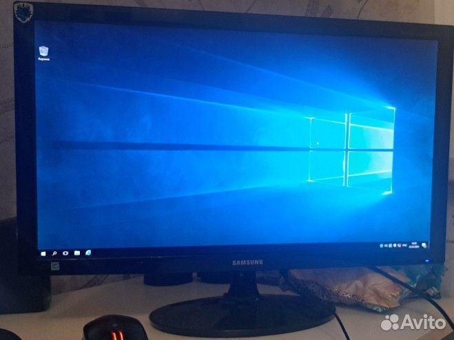 Монитор Samsung S24B300BL