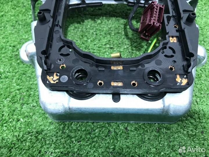 Плата рулевого колеса Mercedes-Benz E-350 W212