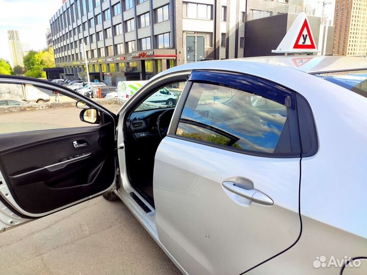 Автоинструктор по вождению Уроки вождения с ноля