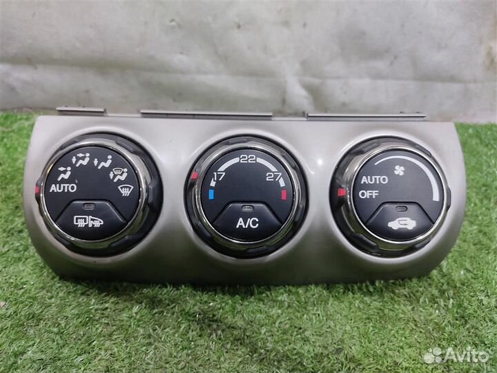 Панель управления отопителя Honda CR-V 2 (RD5) 20